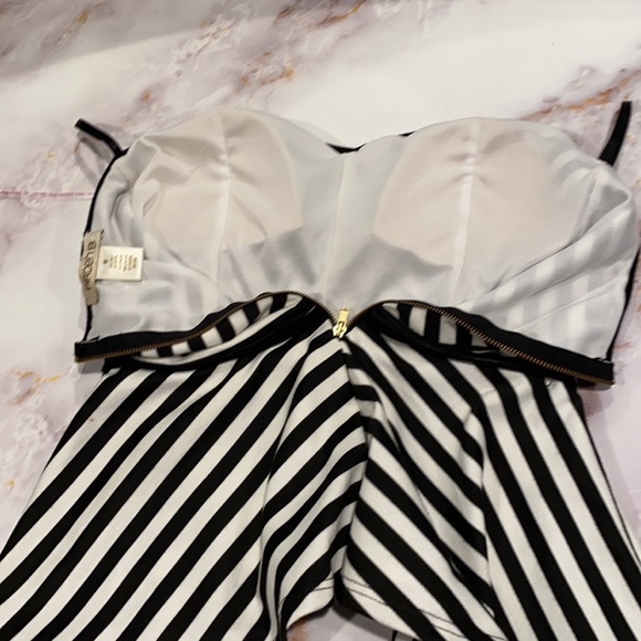 Arden B strapless Peplum black & white top. SZ M - Picture 4 of 4